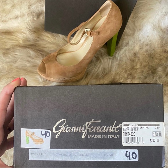 🌴Gianni Ferrante🌴 Suede Platform Pumps - Picture 4 of 13
